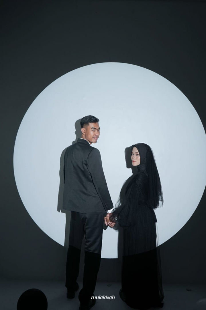 https://susi-anas.webnikah.com/dirmember/00000028/Susi_Anas/photo-270156-317503-l-202412280706.jpg